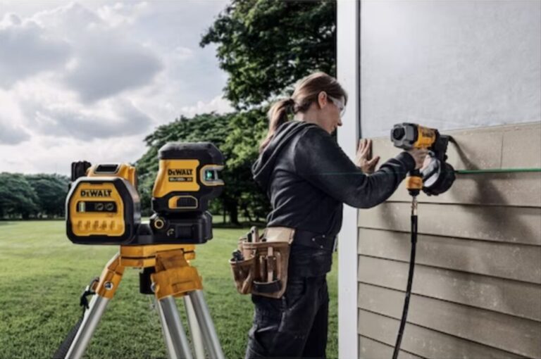 DEWALT